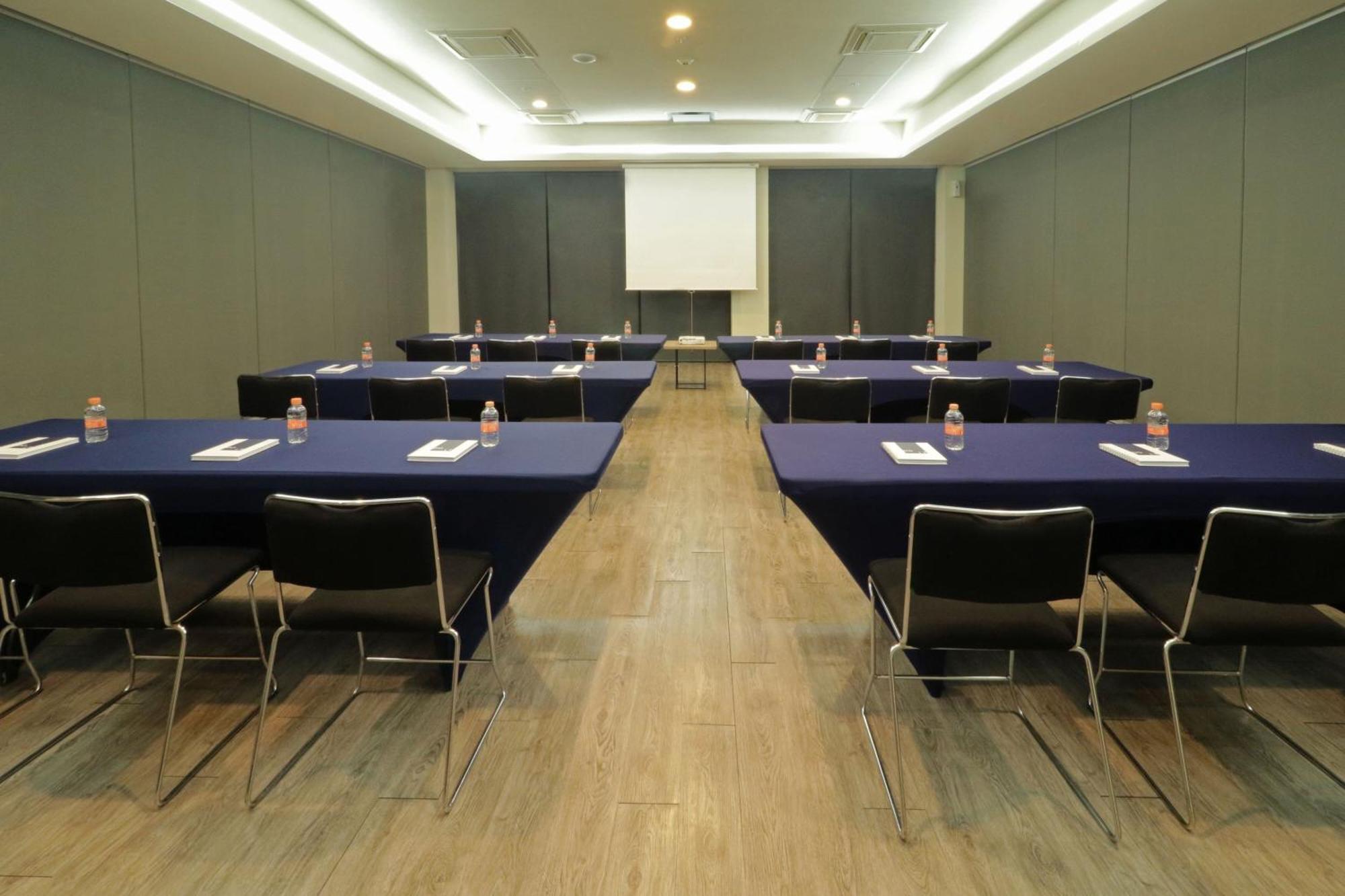 City Express Plus By Marriott Monterrey Galerias Kültér fotó